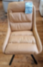 Santa Anna Swivel Dining Chair